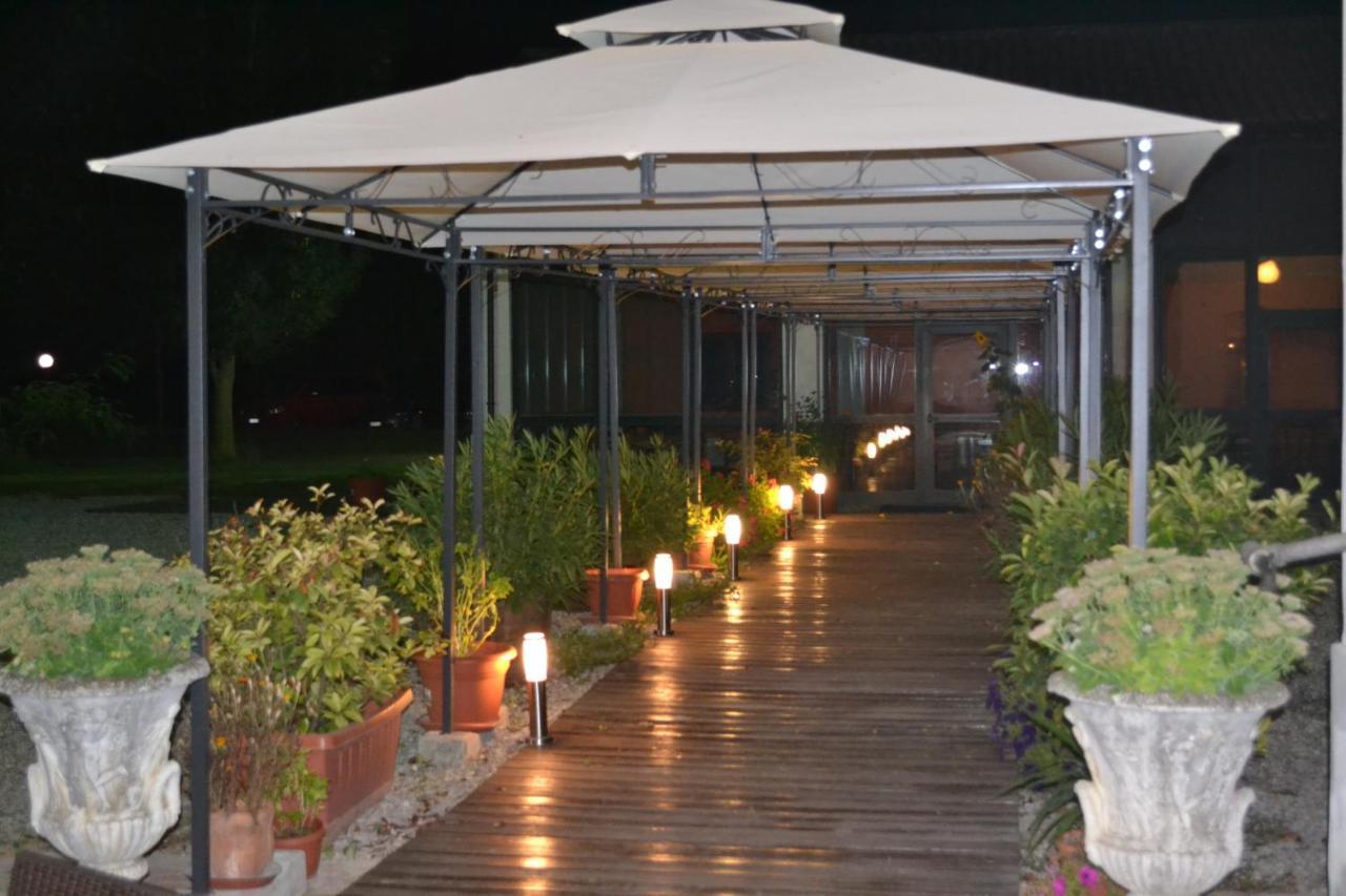 Hotel Riviera Ristorante La Briciola Novellara Buitenkant foto